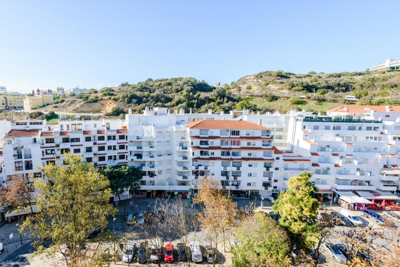 Amazing apartment in Albufeira Bagian luar foto